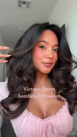 happy VS fashion show day for those who celebrate 🎀🪽👼🏽✨ bombshell blowout tutorial #victoriassecret #bombshell #hair #blowout #blowoututorial #vsfashionshow #dysonairwrap @Crown Affair @Color Wow Hair @ミルボン公式(milbon) @Dyson USA @Dyson 