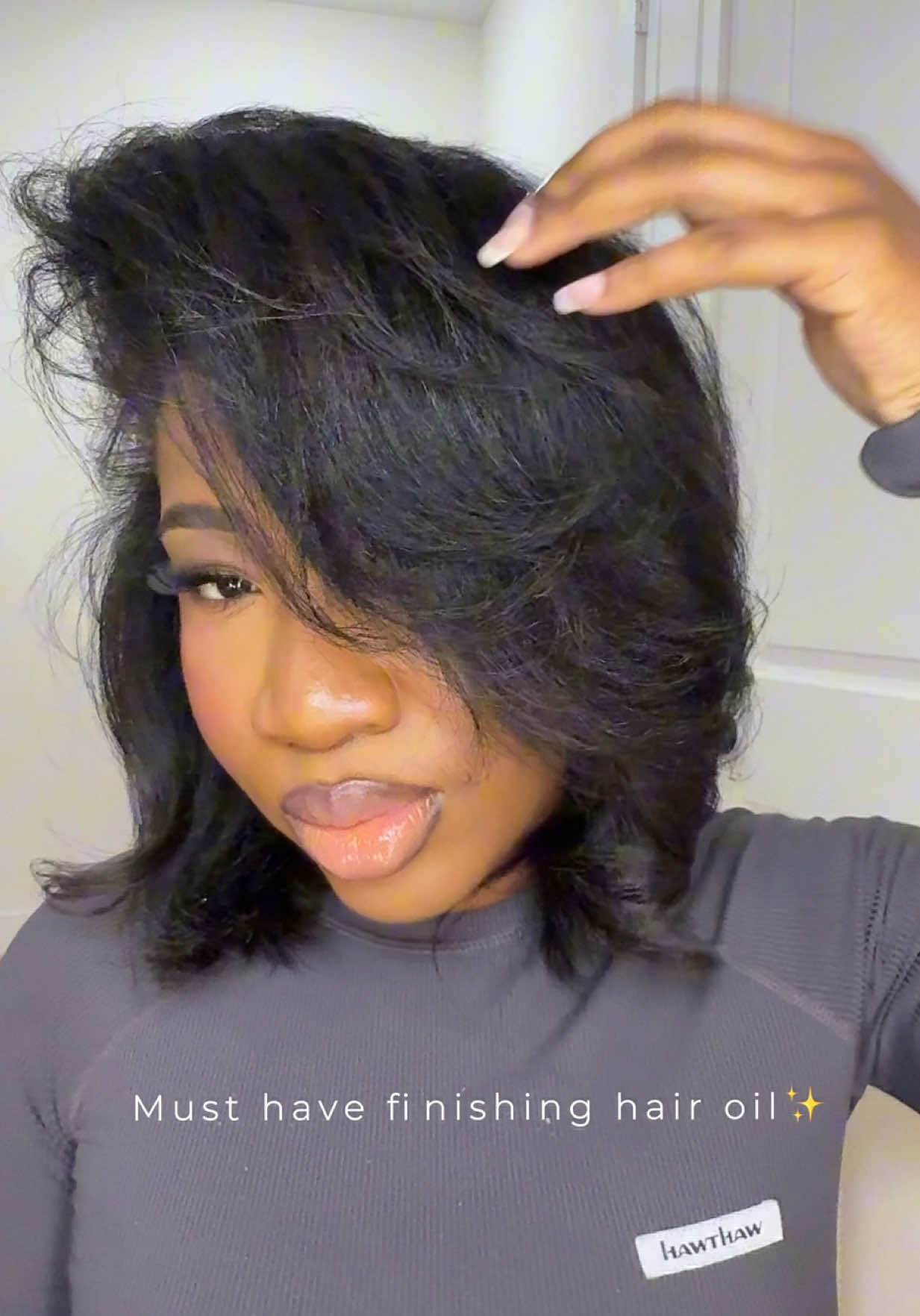 This hair bonding finishing oil serum gifted by COSRX is everything my hair needs🤍✨@COSRX Official @COSRX US has officially dropped hair care products and they did not disappoint, as expected.  I used the serum in my hair both while damp and after blow drying. @Amazon #cosrx #haloglow #hairoilrecommendation #finishingoil 