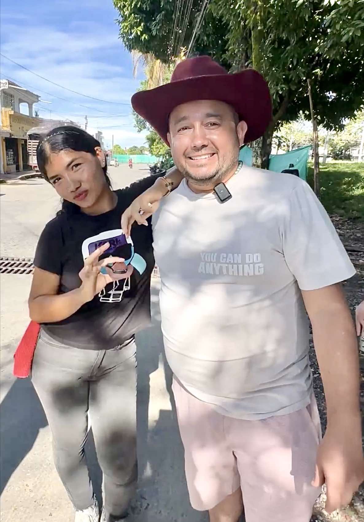 Le pido matrimonio a una chica en Villavicencio 💍 #anillo #villavicencio #regalo #jorgelozanodelcampo #mesera 