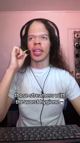 Why do these streamers live like this while making so much🙏🏼😭☠️ #twitch #streamer #funny #comedian 