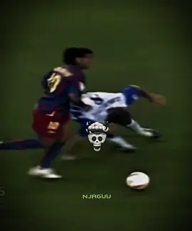 Ronaldinho and Neymar magic 🤩🔥 | IB: @vitin  #ronaldinho #neymar #edit #football #fyp 