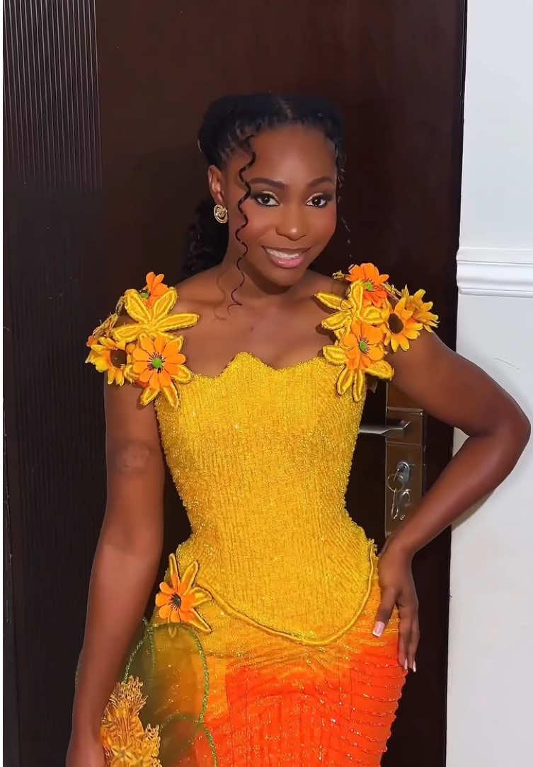 Blooming in sunflower 🌻  A @kairos.luxeevents PRODUCTION #LEGACY2025 Leslie Ewurama Groom : @1_lesjay Bride :@ewurama.o Vendor List PRODUCTION Planning and Coordination: @kairos.luxeevents Decor: @detailed_event Balloon arch: @eventfully.yoursgh Dowry Wrapping: @marshmallowgifts Stationery: @graphic_apparels_ MEDIA Photography: @ramstudios_gh Videography: @defaj_photography GLAM Bride's hairstylist: @kraba_gh Bride's engagement make up: @caramelbeaute.studio Bride's wedding makeup: @lexis_makeovers Mother of the bride makeup: @glam.by.ohemaa Bride's engagement robe: @cemm_gh Bride's engagement second dress: @nanaafriyieclothin44 Bride's wedding gown : @rubysbridal Bride's kente gown: @cemm_gh Bridesmaids' dresses: @nanafriyieclothin44 Bridesmaids' make up: @_emylush Bride & groom's fabrics: @royalwayfabrics Bridesmaids' & Groomsmen's fabric: @royalwayfabrics Couple's kente: @aovs_kente Groom's suit : @kuksluks Groom's kaftan: @sirartglobal #ghanaayefro #ghwedding #ghbride #2025bride #weddingreception #ghbridesmaids #ghbridesmaids #idoghana #idogh #ghbrides2025 #GAAS #GhanaAyefroAwardsScheme 