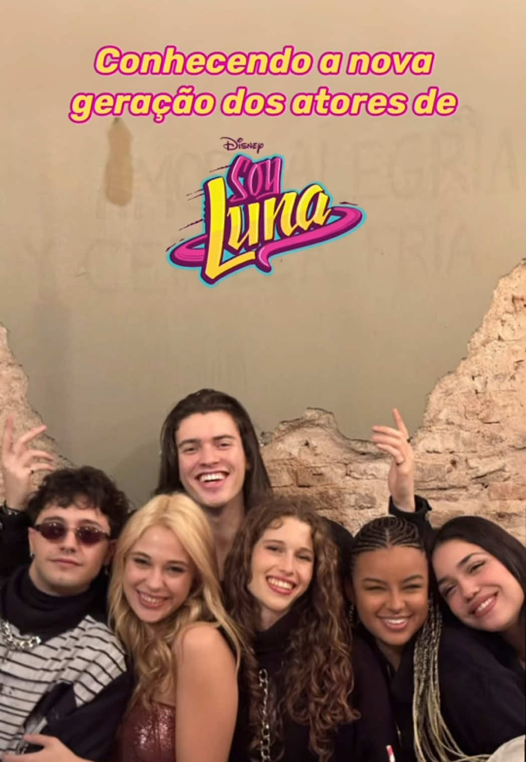 É… sou eu 🤷🏻‍♂️! Qual o próximo ator ou atriz da 4a temporada de #SouLuna vcs querem conhecer um pouco mais ? ❤️‍🔥 #SoyLuna #BrenoOroz 