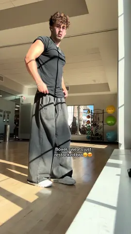 AELFRIC EDEN SWEATPANTS 5’10 165 lbs MEDIUM #aelfriceden #sweatpants #menswear #fashion #fall 