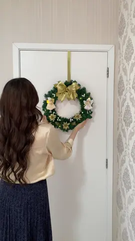 Natal com estilo e fé ✨ Garanta sua guirlanda exclusiva! Tamanho 45cm 📏  #GuirlandaDeNatal #DecoraçãoNatalina #Natal2025 #FeitoÀMão #natalencantado