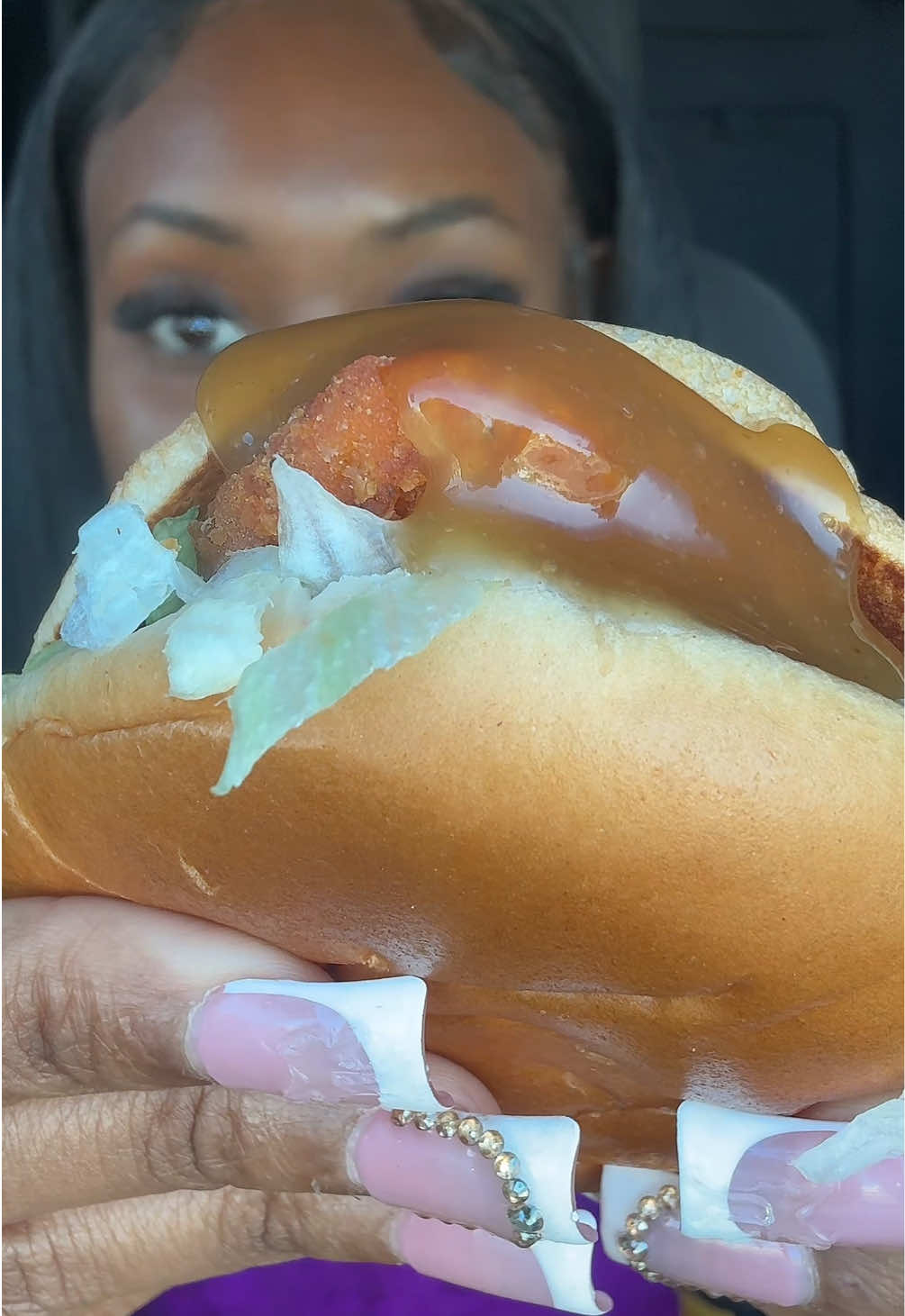 McDonald’s Snack wrap for the first time‼️  #mcdonalds #mukbang #snackwrap #cheeseburger #eatwithme 