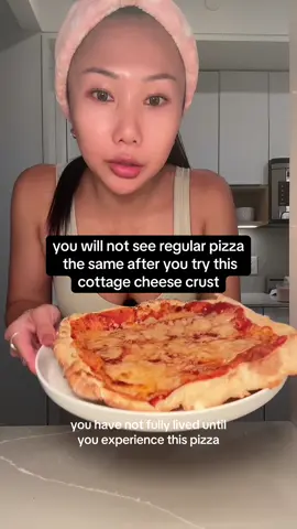 Your sign to take the extra 10 minutes to make crust this weekend… you will not regret. I’ve also tried this recipe using gluten free  and vital wheat gluten flour before and it tasted just as good.   #cottagecheesepizza #cottagecheeserecipe #highproteinpizza 