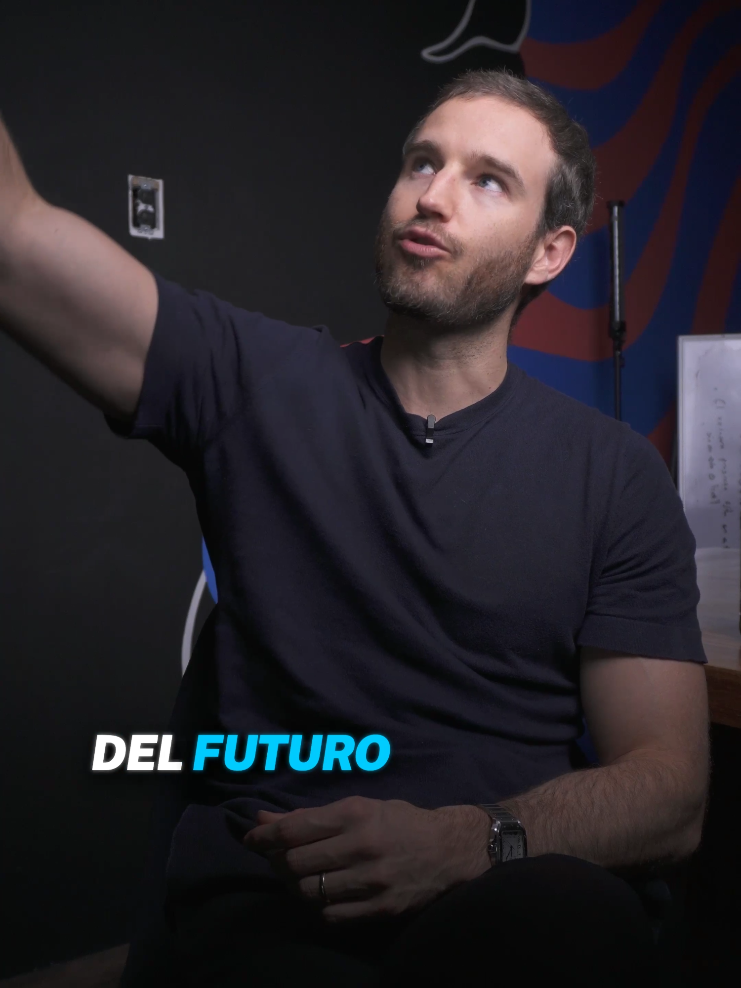 Primero, todo ser humano debería diseñar su futuro. ✍️ Verlo, sentirlo, construirlo mentalmente… y luego venir del futuro para operar en el presente. ⚡️ Porque cuando actúas desde el futuro, tus decisiones dejan de ser reacciones y se convierten en estrategia. El futuro no se adivina, se diseña y se ejecuta. 🚀 #Mentalidad10x #AltaFrecuencia #CrecimientoReal #EstrategiaYAcción #ModoResultados #PiensaEnGrande #MentalidadDeGanador #CreaTuRealidad #DisciplinaDiaria #LiderazgoReal #ResultadosNoExcusas #MarianoPorter