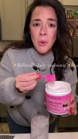 Get your collagen, fiber, probiotic, and electrolytes all in one 👏🏼 @BelliWelli #belliwelli #belliwellireview #guthealth #wellness 