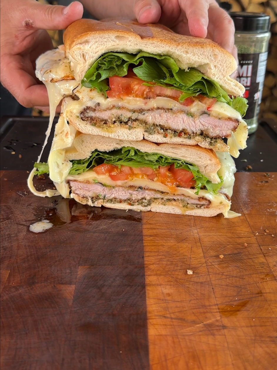 Ibérico Loin Roast Milanesa Sub 🔥🔥  What do you think about this recipe? Eat or pass? . . . #instafood #FoodLover #grill #openfirecooking #outdoorcooking 
