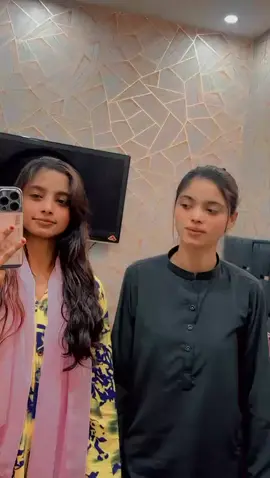 koyi hot he Honda ho tenu chade janada Singer Sania Sister❤#trending #viralvideo #sports #viraltiktok #fouryoupage 