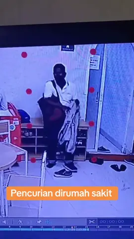 Hati-hati buat seluruh warga medan yang berada dirumah sakit. Aksi pencurian bukan cuma handphone atau uang tapi sepatu pun di gasak juga. TKP terjadi dimusolah RSU @RS Hermina Medan dan sudah dilaporkan ke @polsekhelvetia . Tolong diamankan pelaku yang meresahkan warga padahal dikawasan rumah sakit.  @Polrestabes_Medan @polrestabesmedan. Bantu viralkan ya min @Medan Talk @Medan Trending | Berita Viral @MEDAN VIRALL 