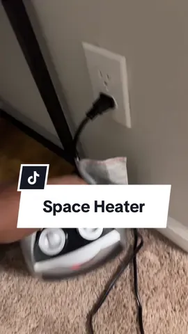 Can we talk about how powerful this tiny space heater is?! 🥶🔥 Keeps my room warm fast and it’s super quiet too — no bulky setup. ✨ #spaceheater #winteressentials #homefinds #fallfestival #tiktokshopcreatorpicks 