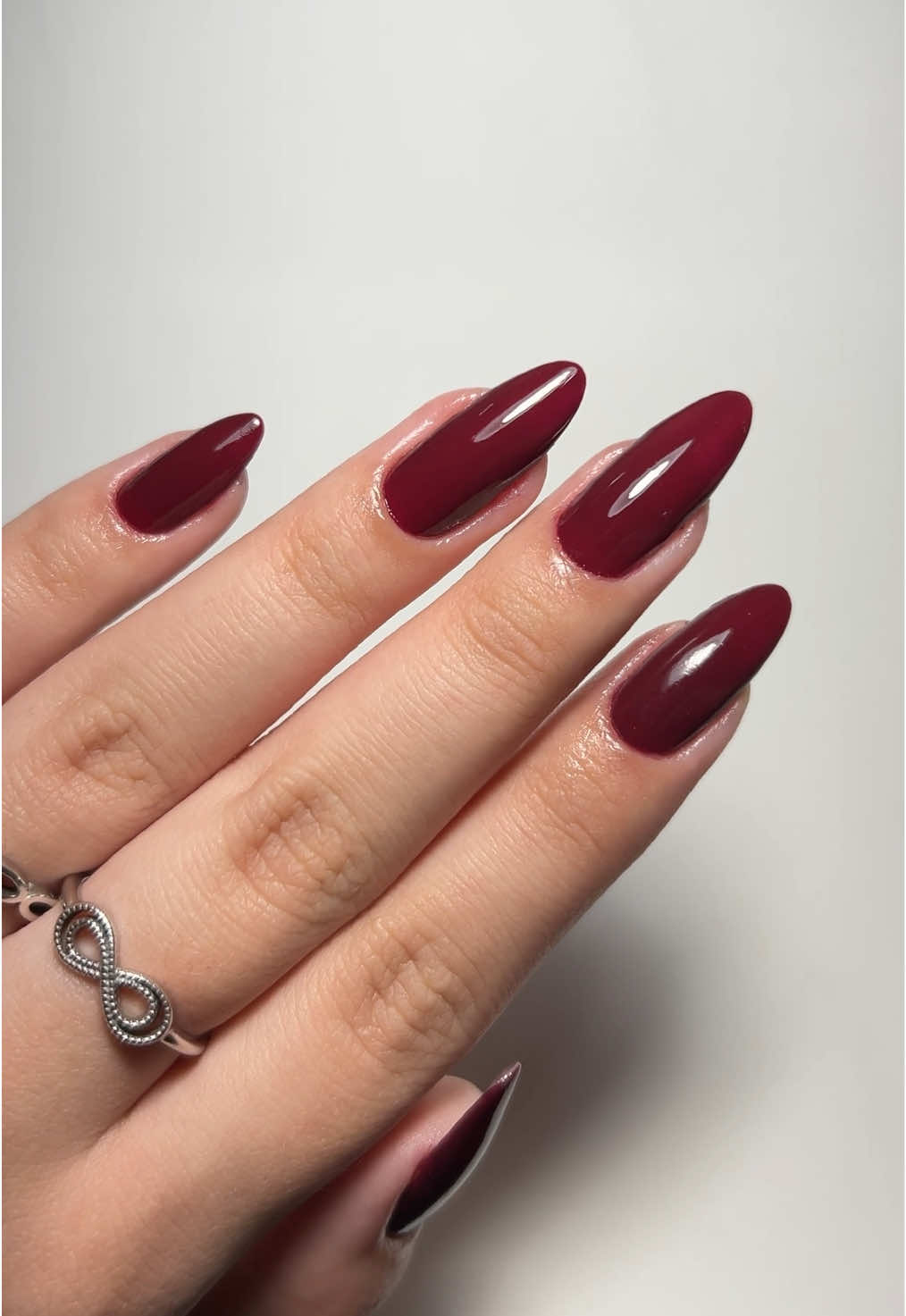 vermelho favorito✨♥️ #inspiraçãodeunhas #nails #foryou #foryourpage #unhasnaturais 