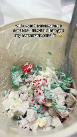 growing up mexican 🤣 #fyp #mexican #lunch #nurse #tupperware 