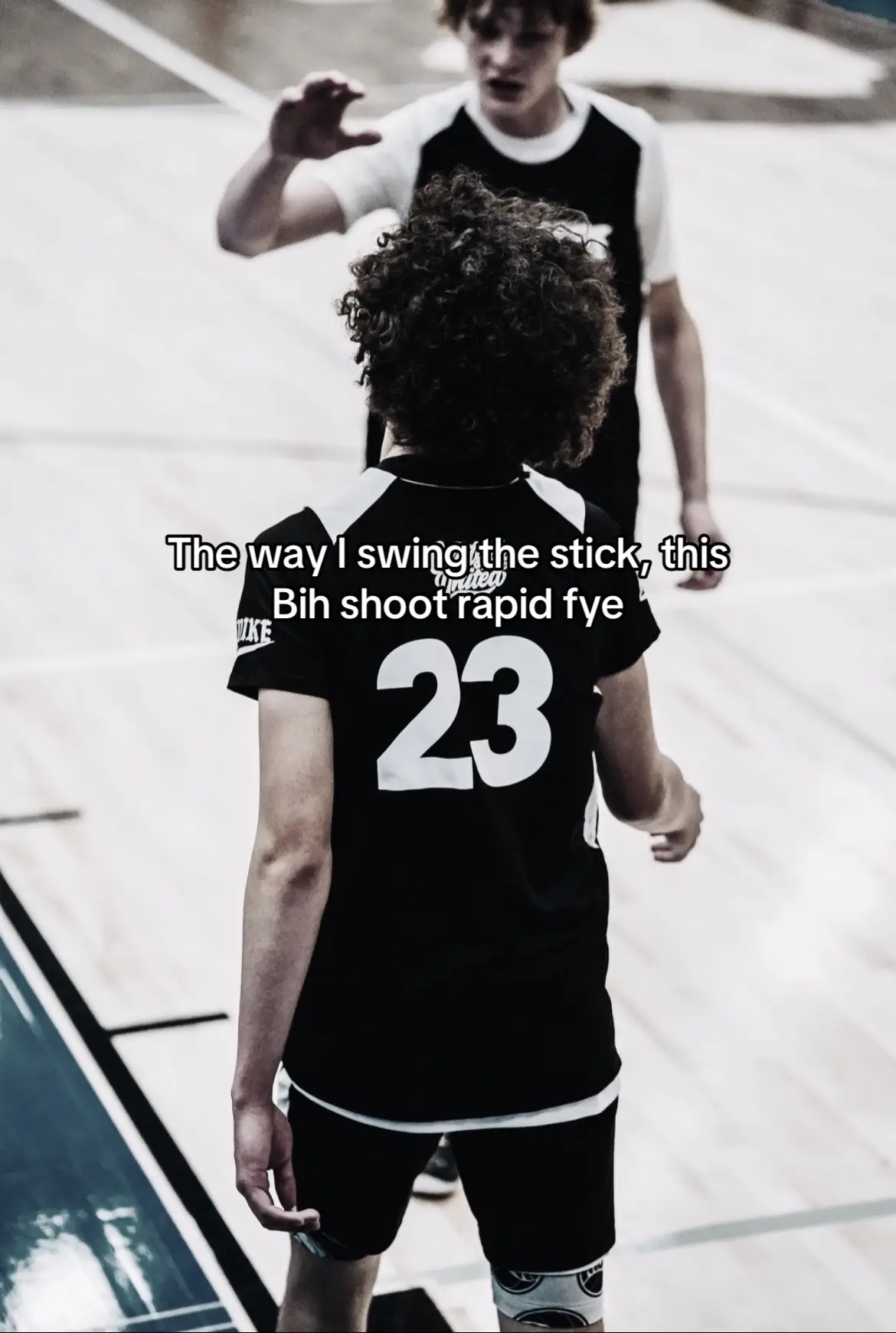 On all 4s 😭#hooper #fypシ #lightskin #basketball #eybl 