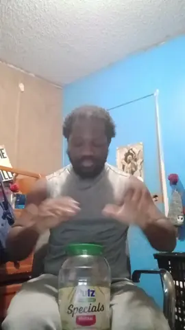 This is my version of the Iran Unity Anthem. It was my honor to stand up for the women in Iran. & now, I'm gonna stand up for all the women on Earth. Because #WomensLivesMatter . #RespectWomen #LoveWomen #VaDonteWilliams #singing 