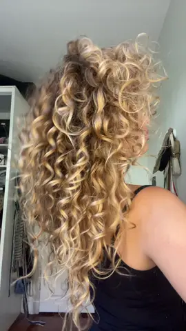 KALOGERA SISTER HAIR ROUTINE RESULTS 👀 #hairoil #curls #satc 