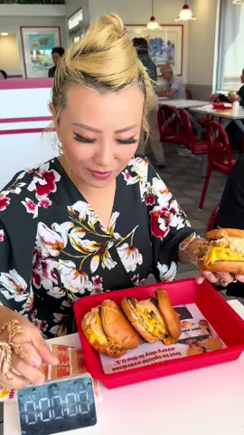 How fast can I eat 3 4x4 burgers from in n out 