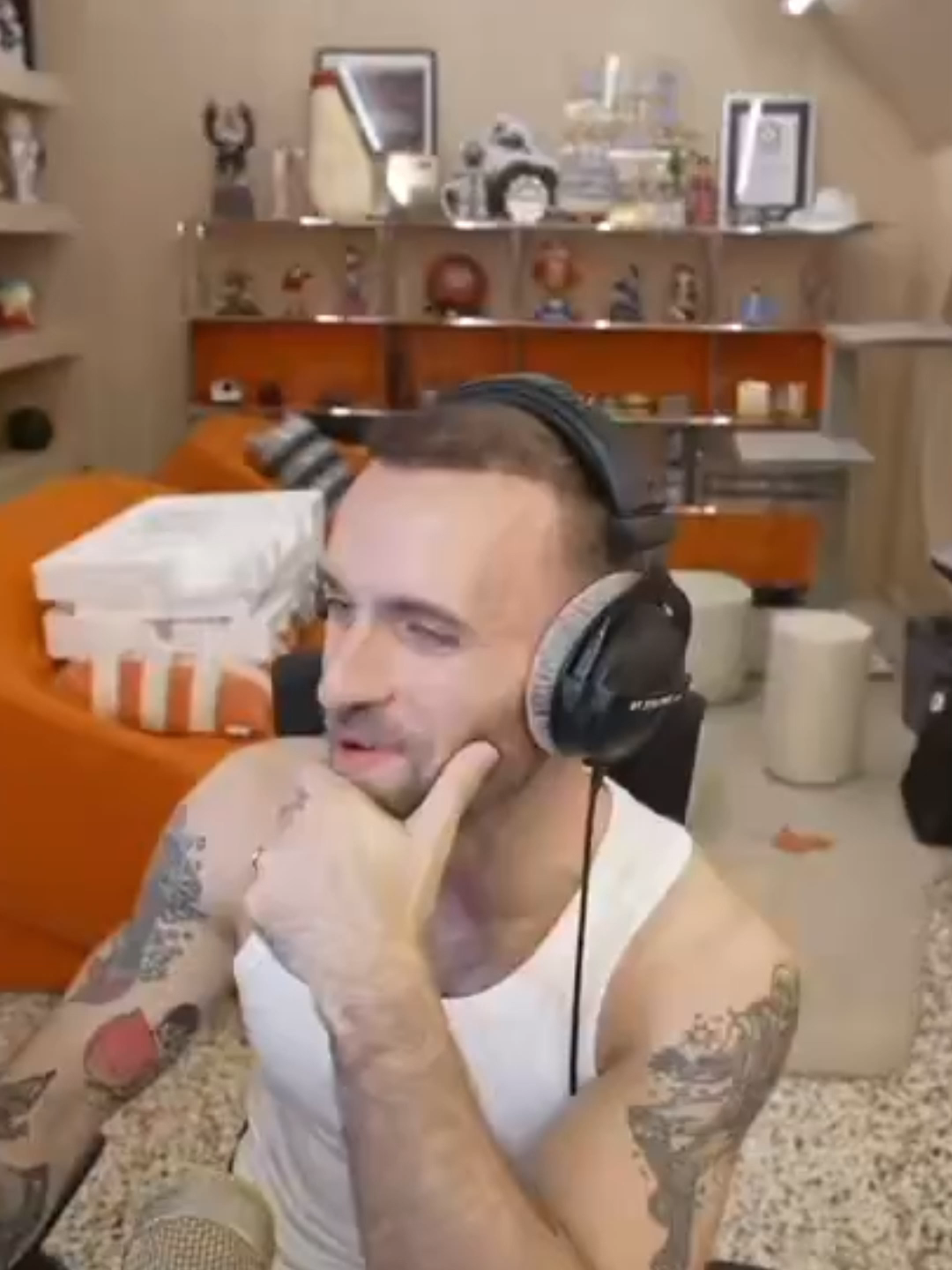 Squeezie a parlé de JL les amis à nous les sponsors ! #squeezie #jl