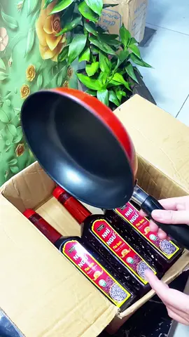 MUA combo 3 chai nước mắm NHĨ NGƯ tặng kèm cho mình một cái chảo chống dính luôn nè #nuocmam #nuocmamtruyenthong #nuocmamngon #nuocmamcacom 