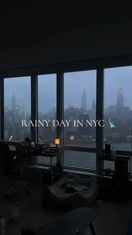 Rainy day in NYC #nycapartment #nyc #rain #nycviews 