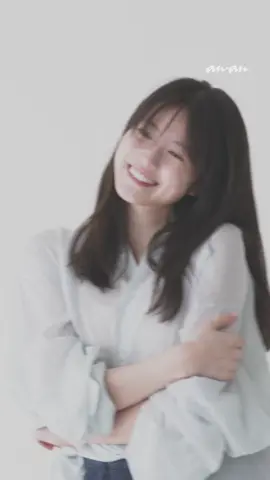 ＼Behind The Scene ／anan 2467号のスペシャルエディション表紙は、2年半ぶりに表紙を飾る #今田美桜 さん。 俳優・今田美桜の高い表現力を感じる三者三様、3つのシチュエーション＆衣装で魅せる表紙撮影の舞台裏をお届け！ YouTubeではフルバージョンを公開中 👉 https://youtu.be/KzHdWAz_CDs