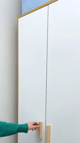 😍 Transparent Closet Storage You’ll Love! 🧺 Clip it inside your wardrobe door — so neat and space-saving! ✨ 👙 Clear partitions for bras, socks & underwear 💖 🚪 Easy to install, won’t affect door movement at all! 🙌 🧦 Removable dividers keep every piece tidy and in place! 💡 😍 Smart design for small spaces — my new closet must-have! 🧤 #ClosetOrganizer 🧺 #SpaceSavingHacks 🚪 #HomeStorageIdeas 💡 #WardrobeGoals 👗 #NeatAndTidy ✨ #OrganizationTips 🙌 #SmartHomeFinds 😍 #MinimalStyle 🧦