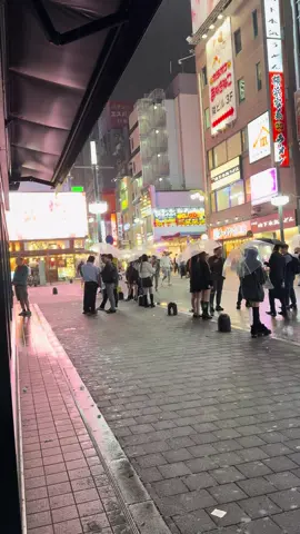 Rainy night in Tokyo  #shinjuku #kabukicho #tokyo #japan #fyppppppppppppppppppppppp 