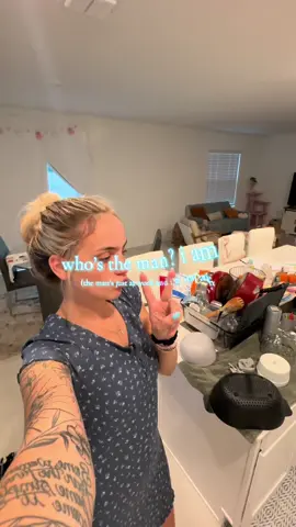 running out of tiktok ideas so here’s me in my moomoo changing the water filter in the fridge… #florida #mom #MomsofTikTok 