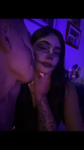 mi hombre💘🤴🏽 #novios #halloweenmakeup #fyp #paratii 