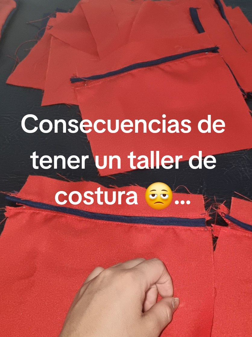 Si ando desaparecida es porque estoy descosiendo... 🫩🩷✨️ #talleristas #costureras #Tallerdecostura 