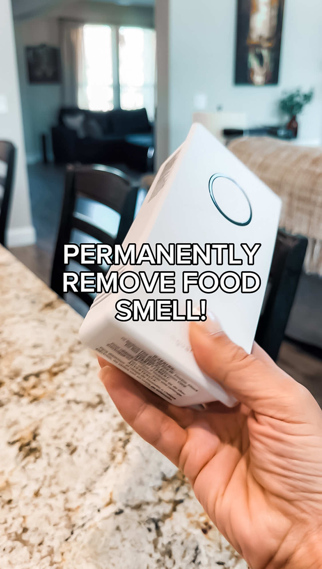 Lingering food smell and the odor that come from cat litter boxes are no for me! This air purifier here gets a 10/10😍 And did I mention that you don’t need to replace the filter!?! 💥SH0P THE LlNK IN MY BI0🚨 💥Share with our friends who got some funk they need to get rid of at their house! 💨Remove odors such as smoke, food/cooking fumes and pets! It’s great for kitchens, bathrooms and wherever you have you litter boxes!  • • • • • #purifier #smell #kitchenhack  #lifehacks #cleaninghacks                         Best air purifier to remove smell