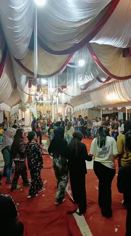 juara saweran kolaka ,tq warga sidrap sdaa menyawer ,asli menyala 💥✅️#pelukenkendari #salamsatulingkaran🤝😊😊 #lulokendari🙏😎 