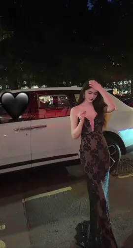 Đường phố muôn màu sao thiếu anhh 🐼 #tiktokgiaitri #xuhuonggggggggggggggggg #cute #sieuxe #gaixinh 