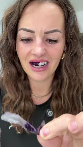 What in the actual world… 🫣 #teethwhiteningstrips #teethwhitening #athometeethwhiteningkits #tiktokshopcreatorpicks #tiktokshopblackfriday 