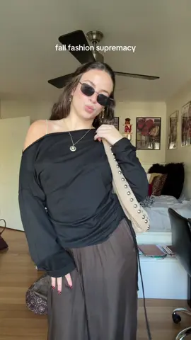 it dropped below 90 in az its finally fall yall!! @ZARA @Urban Outfitters @BERSHKA #fallfashion #falloutfit #falloutfitinspo #outfitinspo 