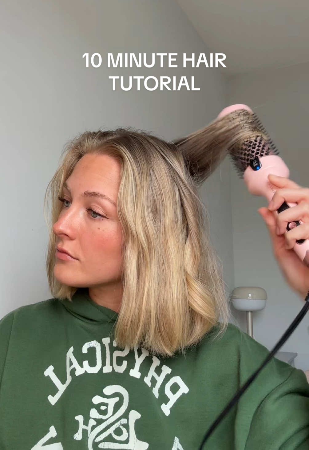 the @wavytalkofficial thermal brush is my holy graillll 🤞 linked in my shopmy & amazon storefront!! #shorthair #hairtutorial #wavytalk 