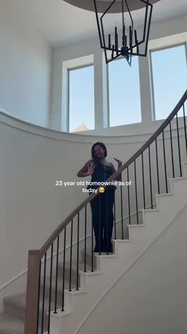 doing it for all the little girls who didn’t think it was possible like me 🥺, NOW WE CAN RENOVATE AHHHHHHHH ##newhome##homeowner##homebuyer##closingday