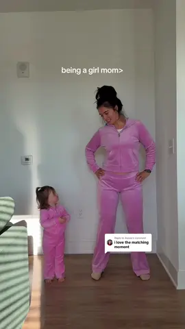 Replying to @Alyssa thank you @TJ Maxx for my fit. @Juicy Couture u know we love ya #tybebmom #firsttimemom #toddlermom #workingmom #girlmom 