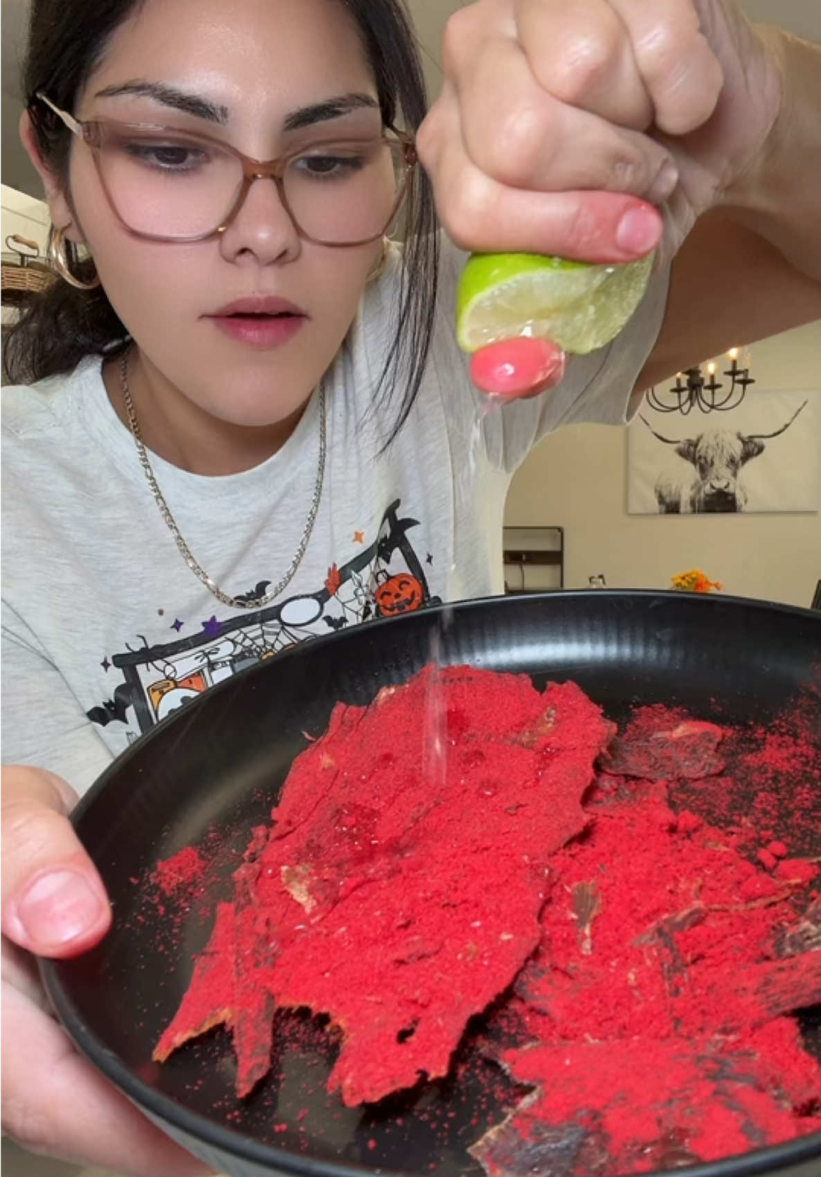 Omg these are just so addicting 😭😋 #carneseca #carnesecafuego #beefjerky #foryoupage #spicybeefjerky 