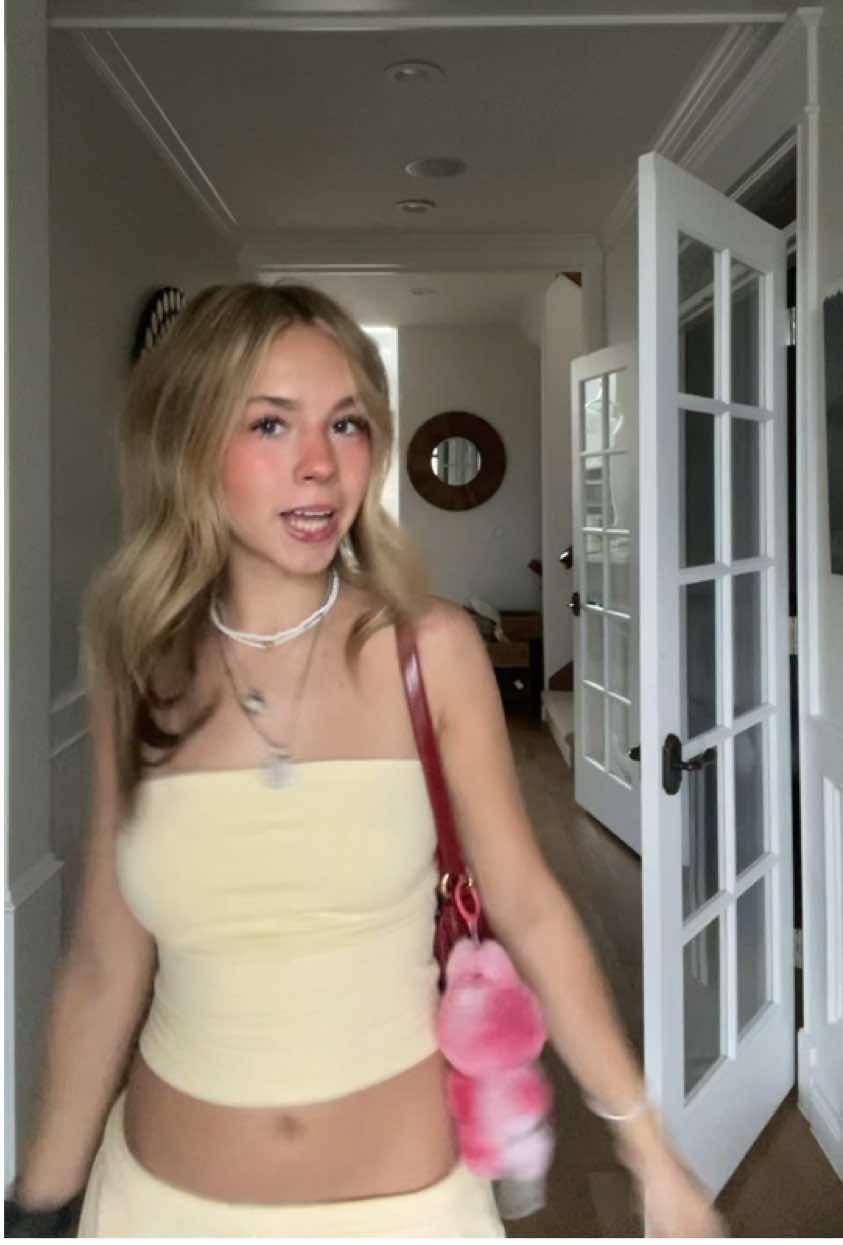 💛💛💛 #fypシ #fyp#outfitinspo#viral #tiktok 