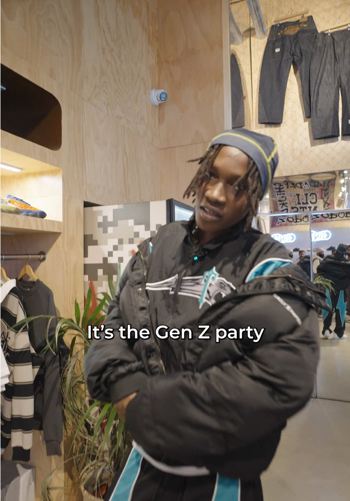 We’re outside!!! London Sunday 26th October 📍Here At OuterNet  Zinodicts! Tag who needs to know from London, let’s go!!   #fyp #london #zinoleesky 