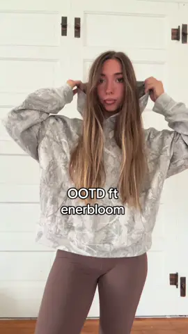 these buttery soft leggings are an absolute MUST @Enerbloom 🤎 can’t wait to style these! #mircoinfluencer #ugccreator #smallcreator #contentcreator 