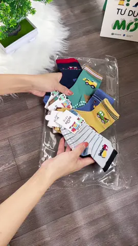 Tất cổ cao chống trơn trượt cho bé #tatchobe #tatchanchobe #tatchongtron 