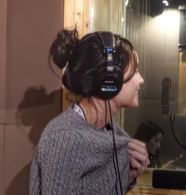 my girl ginny laughing like she heard something… you’re not fooling anyone. i get it!  | #jaynaangelinastevens #poisonouslovetheseries #GinJ #wlw #glseries 