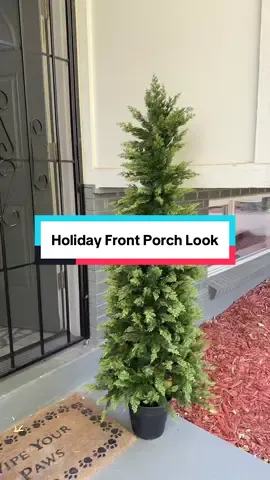 Transform your entryway into full-on Christmas magic ✨ These 5ft topiary trees from King of Christmas look straight out of a luxury catalog 😍 #holidaylook 