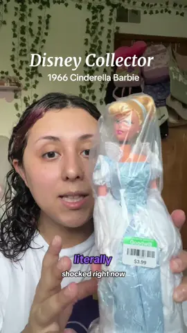 Shoutout to my mom for finding this Disney Collector Cinderella Barbie! 🫶🏼 #disney #barbie #cinderella #disneycollector #vintagebarbies 