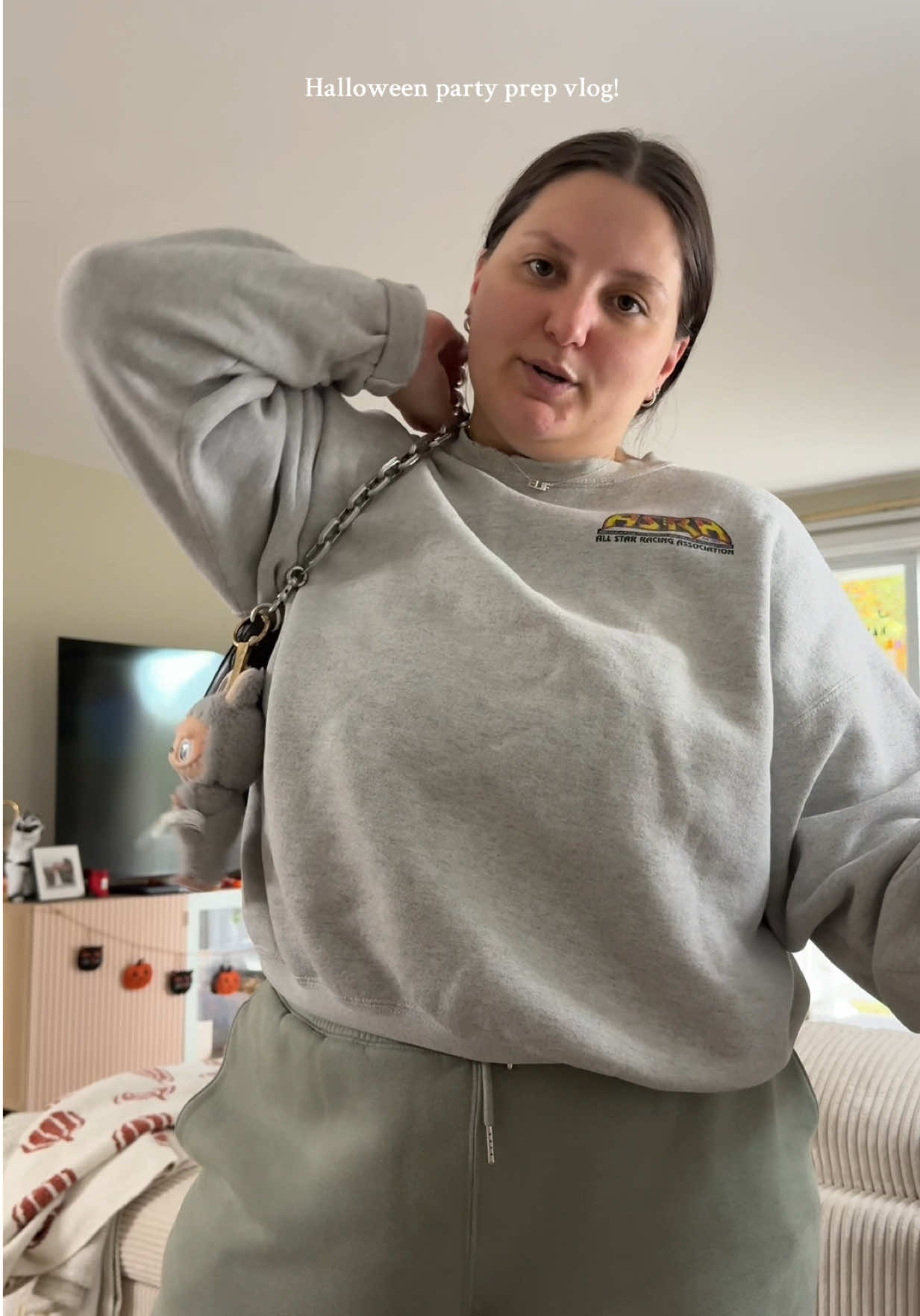 Give me some food ideas!!!! #halloweenparty #partyprep 