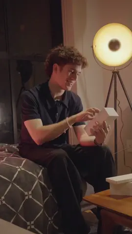 El arte, la música y la tecnología se unen en el Xiaomi 15T PRO de la Serie Xiaomi 15T 🌇✨ Si quieres ver todo lo que trae esta nueva serie, entra ya a las cuentas oficiales de Xiaomi México y déjate sorprender. 